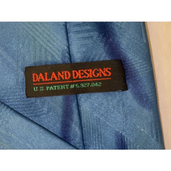 Daland Designs Christmas Tie Santa Necktie (doesn’t Light Up) Blue Red - Picture 7 of 11